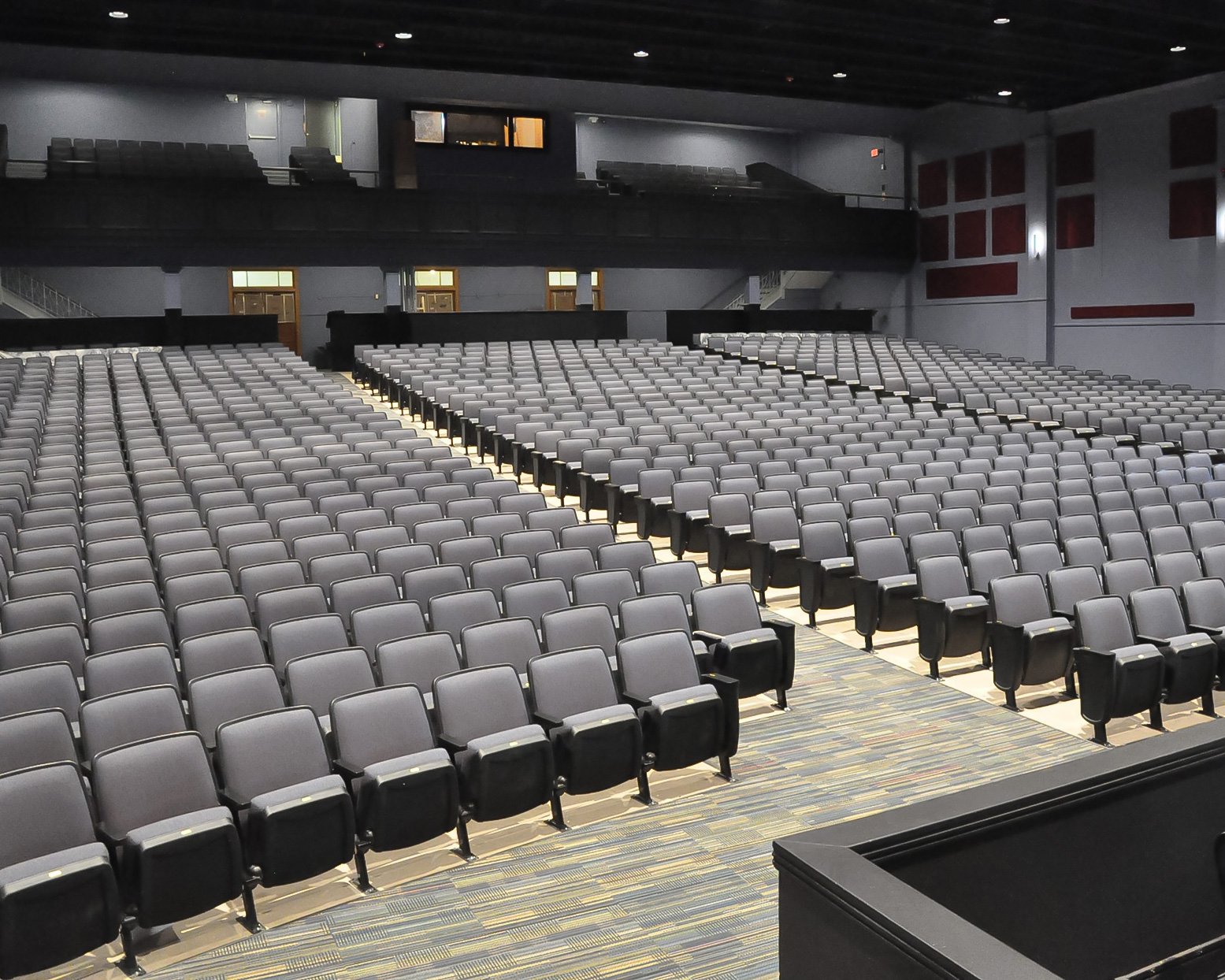 Even Temperatures in Large Auditoriums